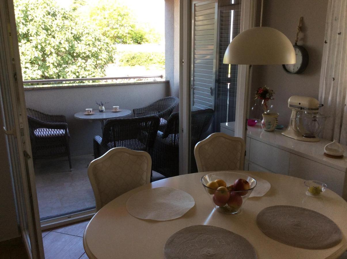 Apartman Sinikovic Barusic Exterior photo