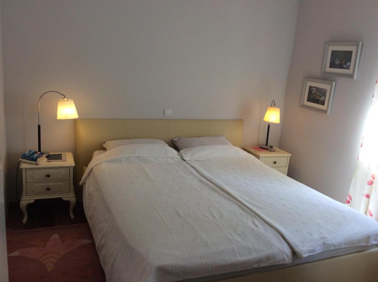 Apartman Sinikovic Barusic Exterior photo
