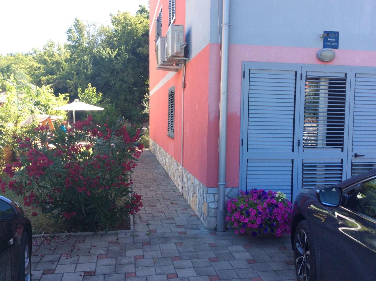Apartman Sinikovic Barusic Exterior photo