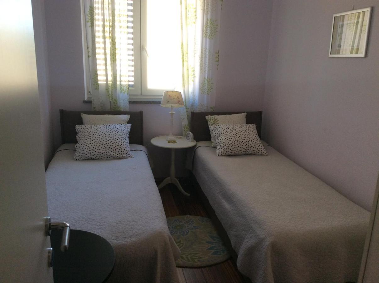 Apartman Sinikovic Barusic Exterior photo